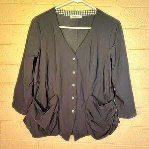 Tekbika Women's Black Button-Up Top